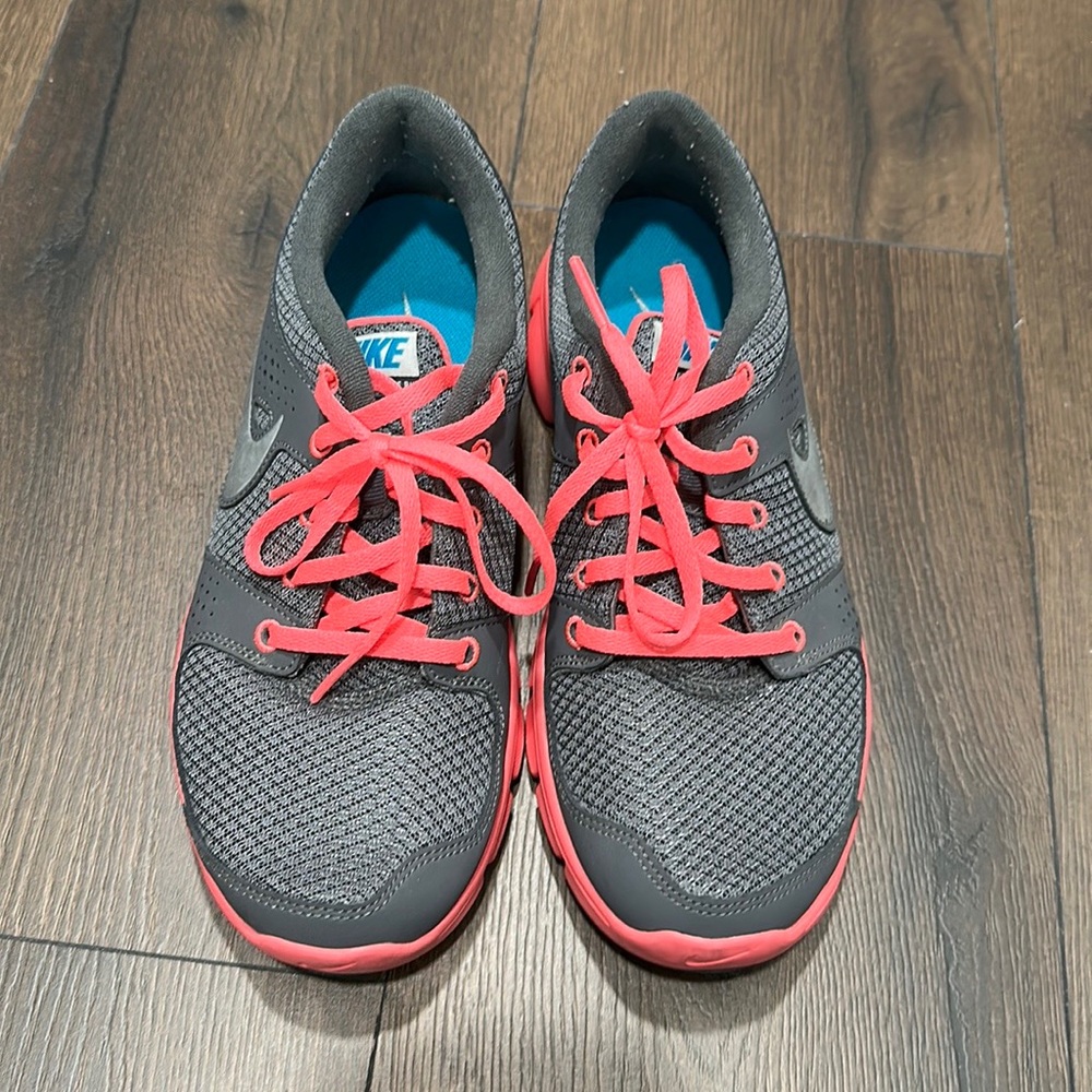 Nike tennis shoes.
